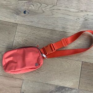 Lululemon Crossbody Everywhere Belt Bag